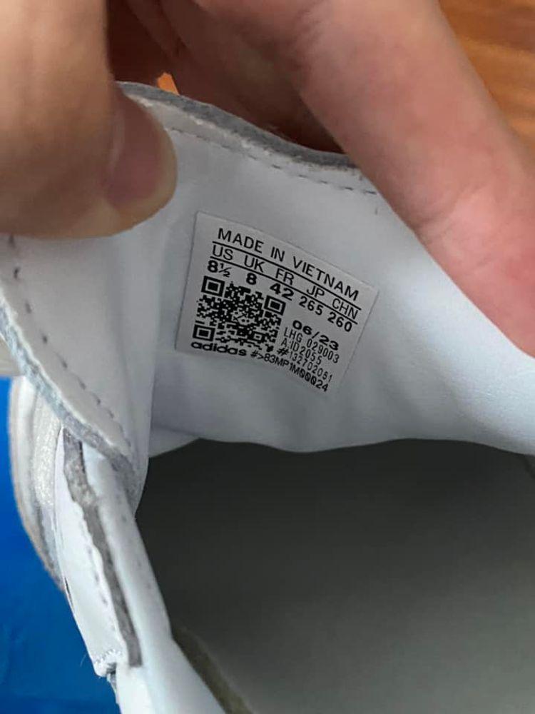 Legit check adidas Samba OG 'White Halo Blue Gum' ID2055