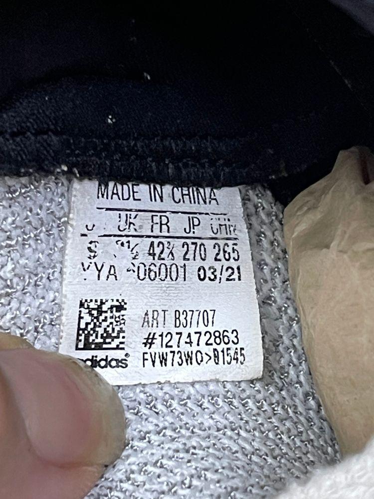 Legit check adidas Ultra Boost 2019 Panda B37707
