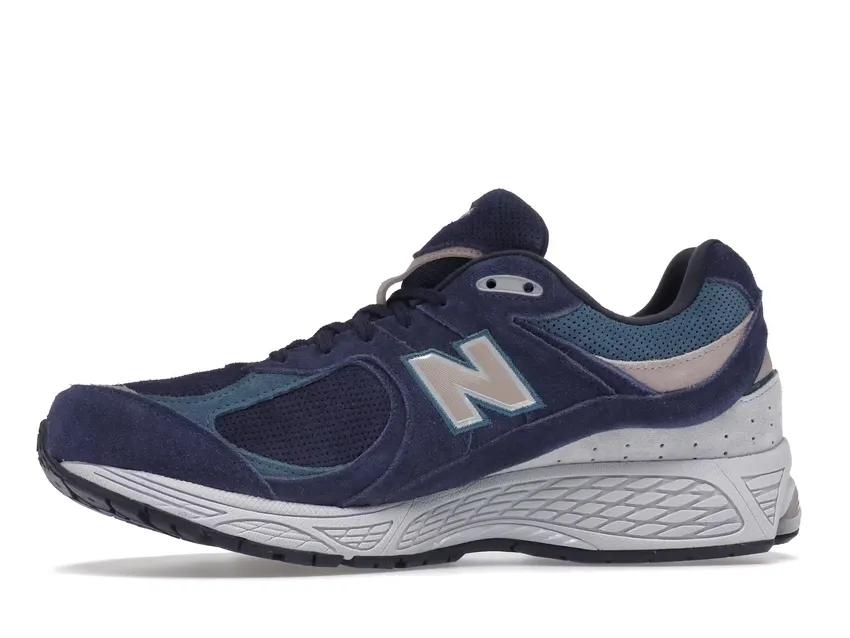 New Balance 2002R Night Tide M2002RWC