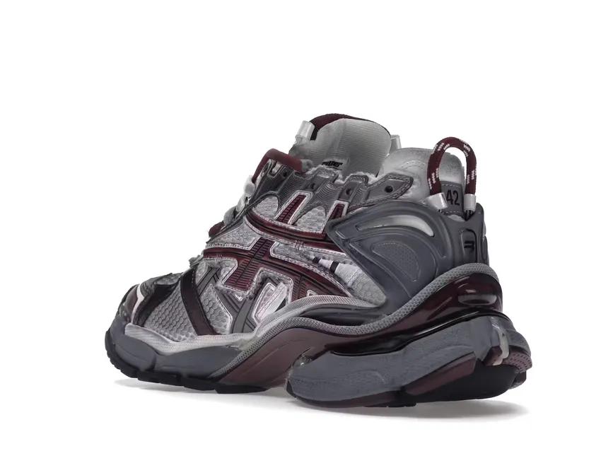 Balenciaga Runner Burgundy 677403W3RB39069