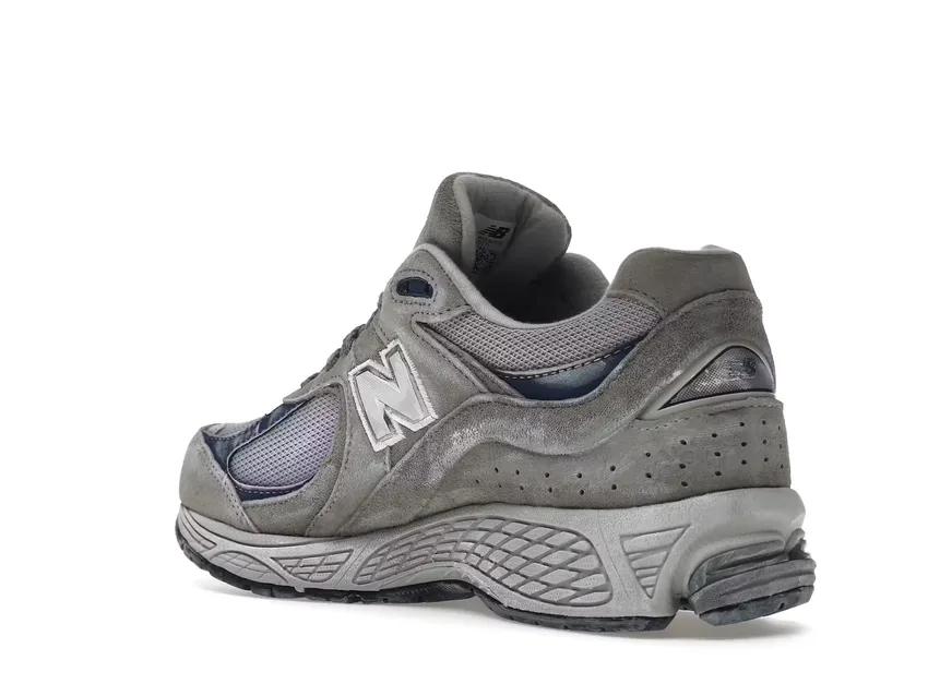 New Balance 2002R Gore-Tex Marblehead Moon Shadow M2002RXB