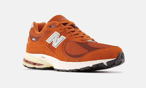 New Balance 2002R trong concept “Orange Suede”!!
