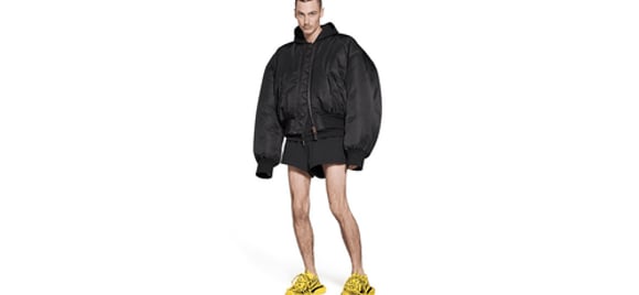 Balenciaga tiếp tục cho ra mắt phối màu mới trên dòng 3XL Trainer | KICKSPLANET