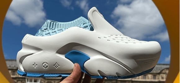 LV Foam Runner được ra mắt tại Paris Fashion Week | KICKSPLANET