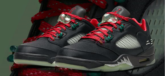 Những hình ảnh chính thức từ The CLOT x Air Jordan 5 Low | KICKSPLANET