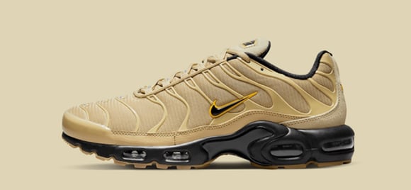 The Nike Air Max Plus Glitters phối màu vàng Gold cực chất! | KICKSPLANET