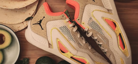 Jayson Tatum cùng đôi Jordan 1 Signature của mình mang tên “Huevos Bancheros” | KICKSPLANET