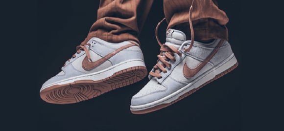 Phối màu cực kì độc lạ mang tên "Fossil Rose" trên Nike Dunk | KICKSPLANET
